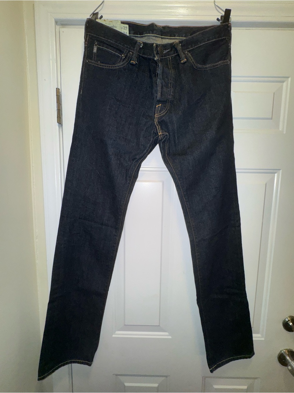 Abercrombie & Fitch Mens Jeans 32x34 Dark Wash Button Fly Straight Denim